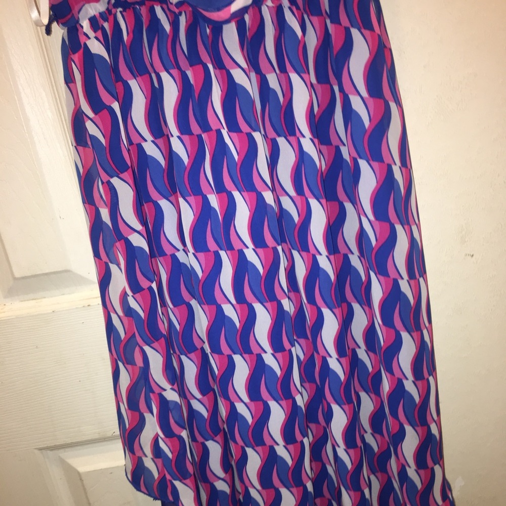 Dress - Picture 2 of 3